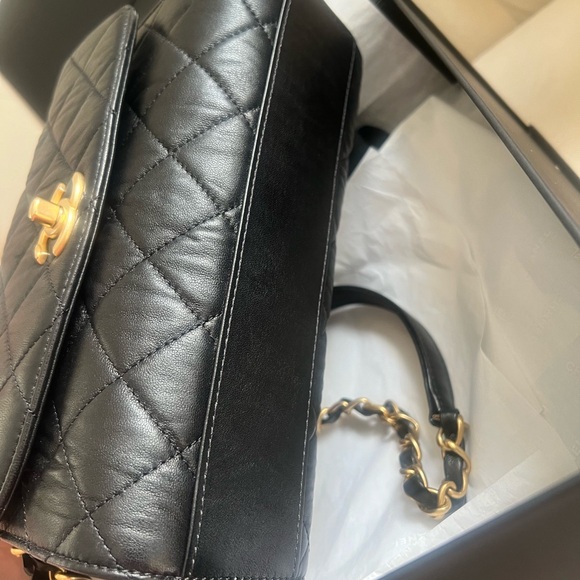 Chanel Crumpled Black Lambskin Quilted CC Links Top Handle Flap SMALL size - Picture 11 of 17